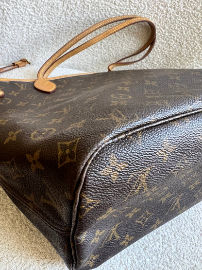 Louis Vuitton Neverfull MM Monogram Beige