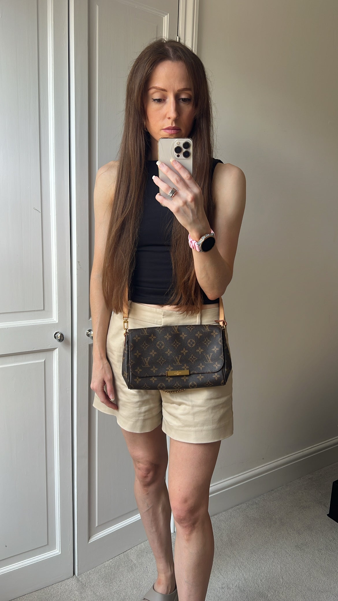 Louis Vuitton Favorite MM Monogram