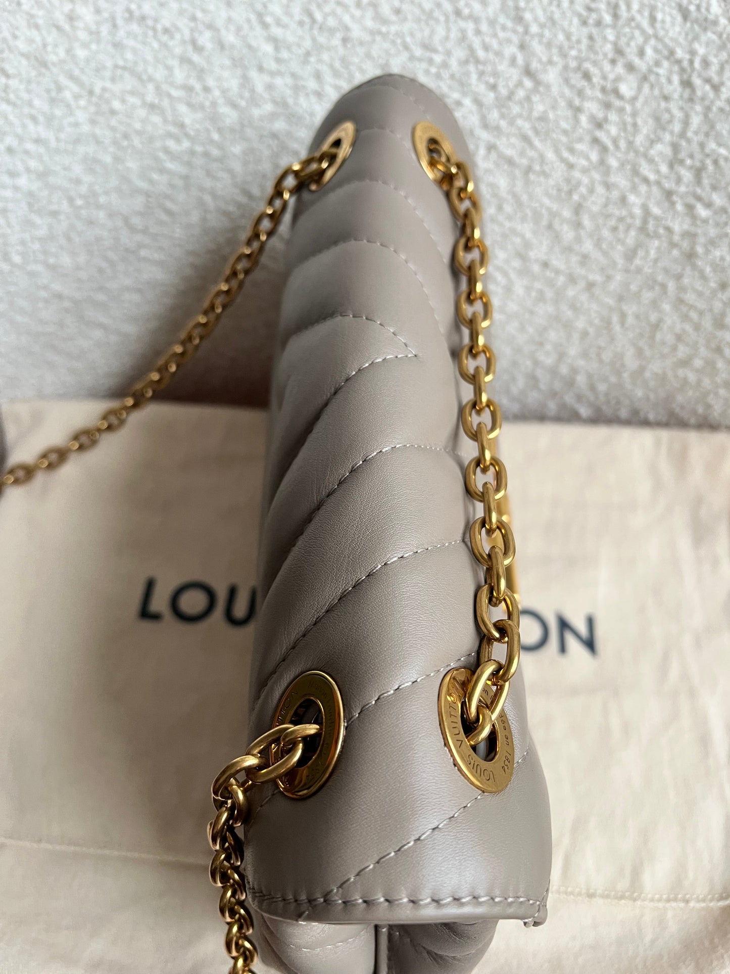 Louis Vuitton Taupe New Wave Chain Bag MM (RRP £2310)