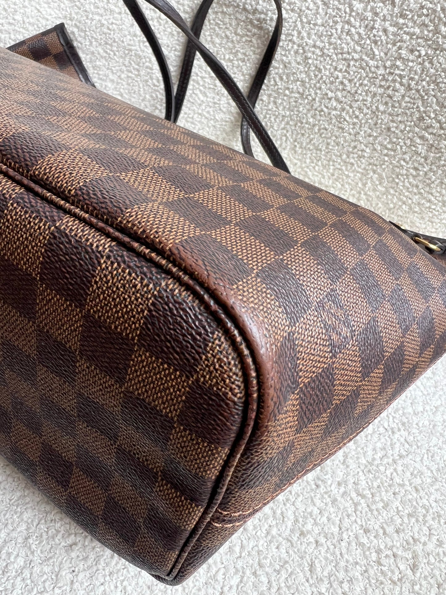 Louis Vuitton Neverfull MM Damier Ebene Cherry Interior (RRP £1,430)