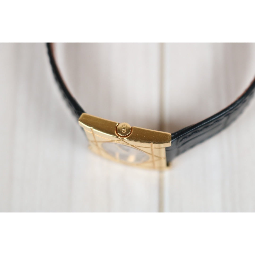 Good ( Rank AB) ｜ Dior Quartz Watch｜S24051304