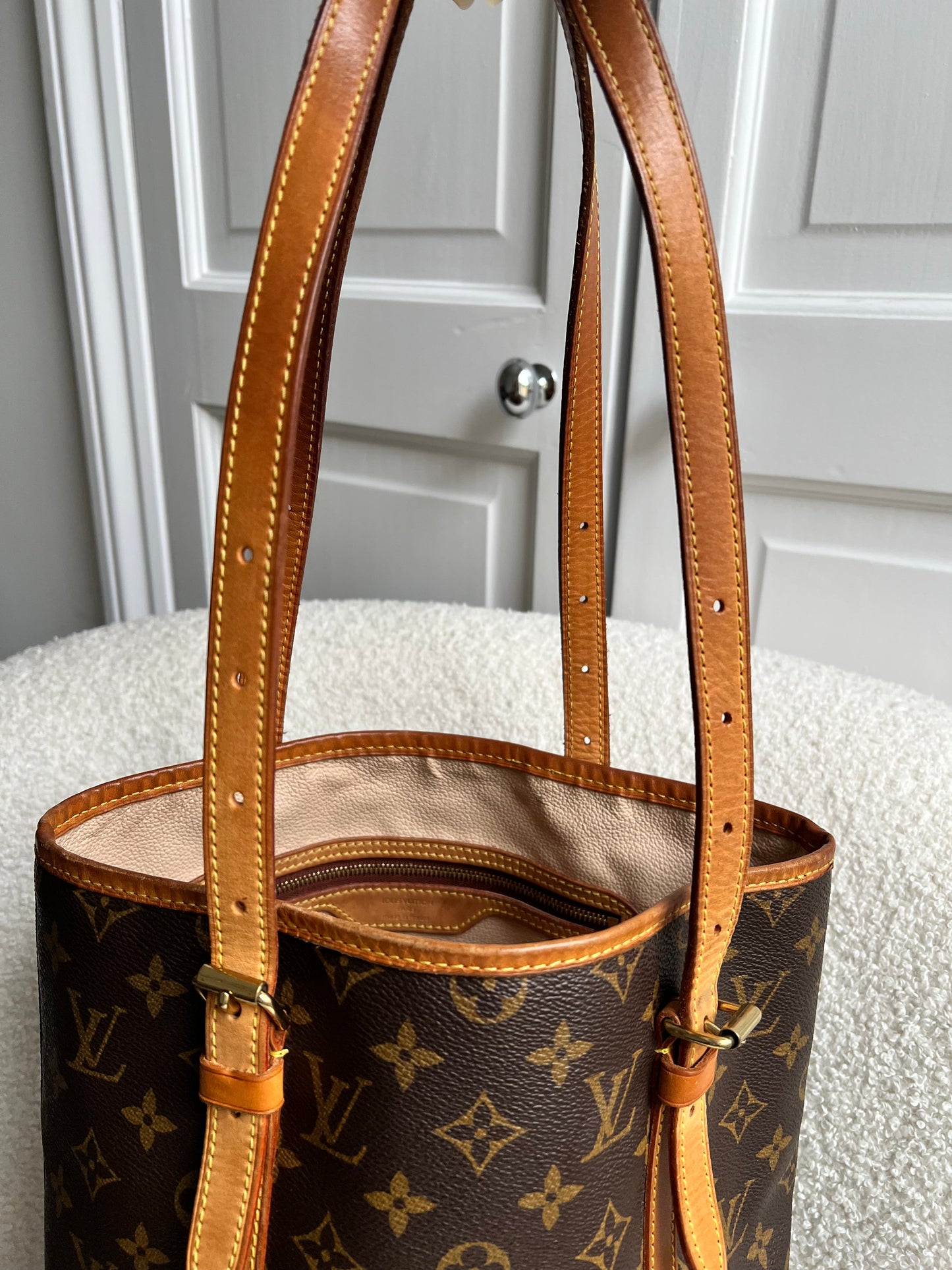 Louis Vuitton Monogram Bucket Bag GM