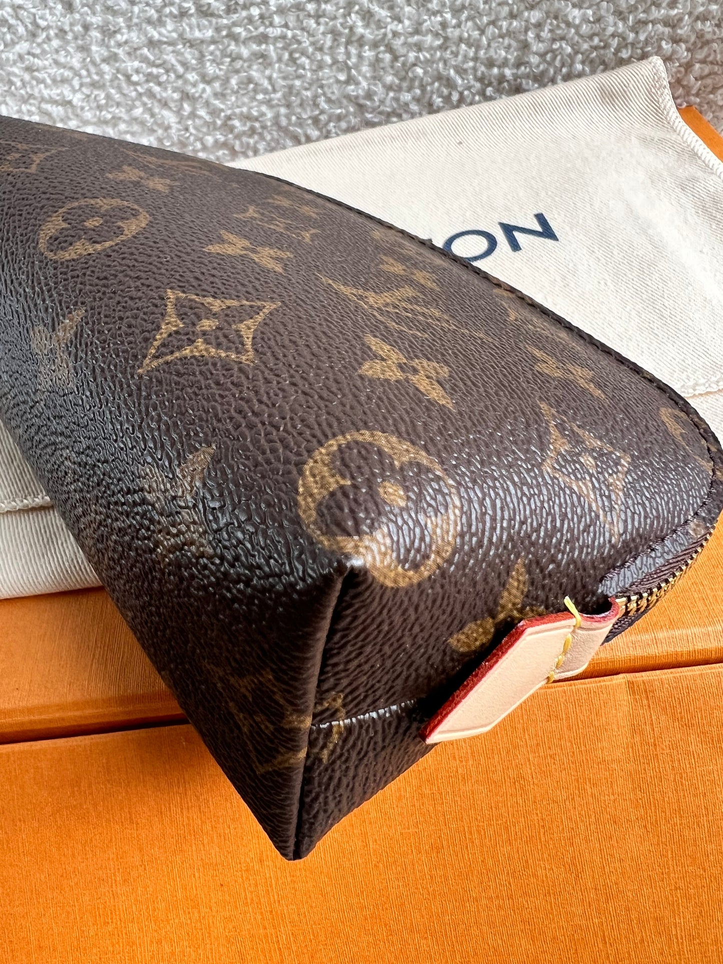 Louis Vuitton Cosmetic Pouch PM Monogram (RRP £415)