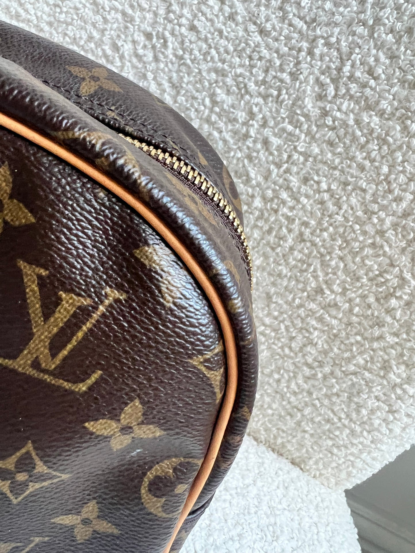 Louis Vuitton Monogram Trousse Toiletry Pouch