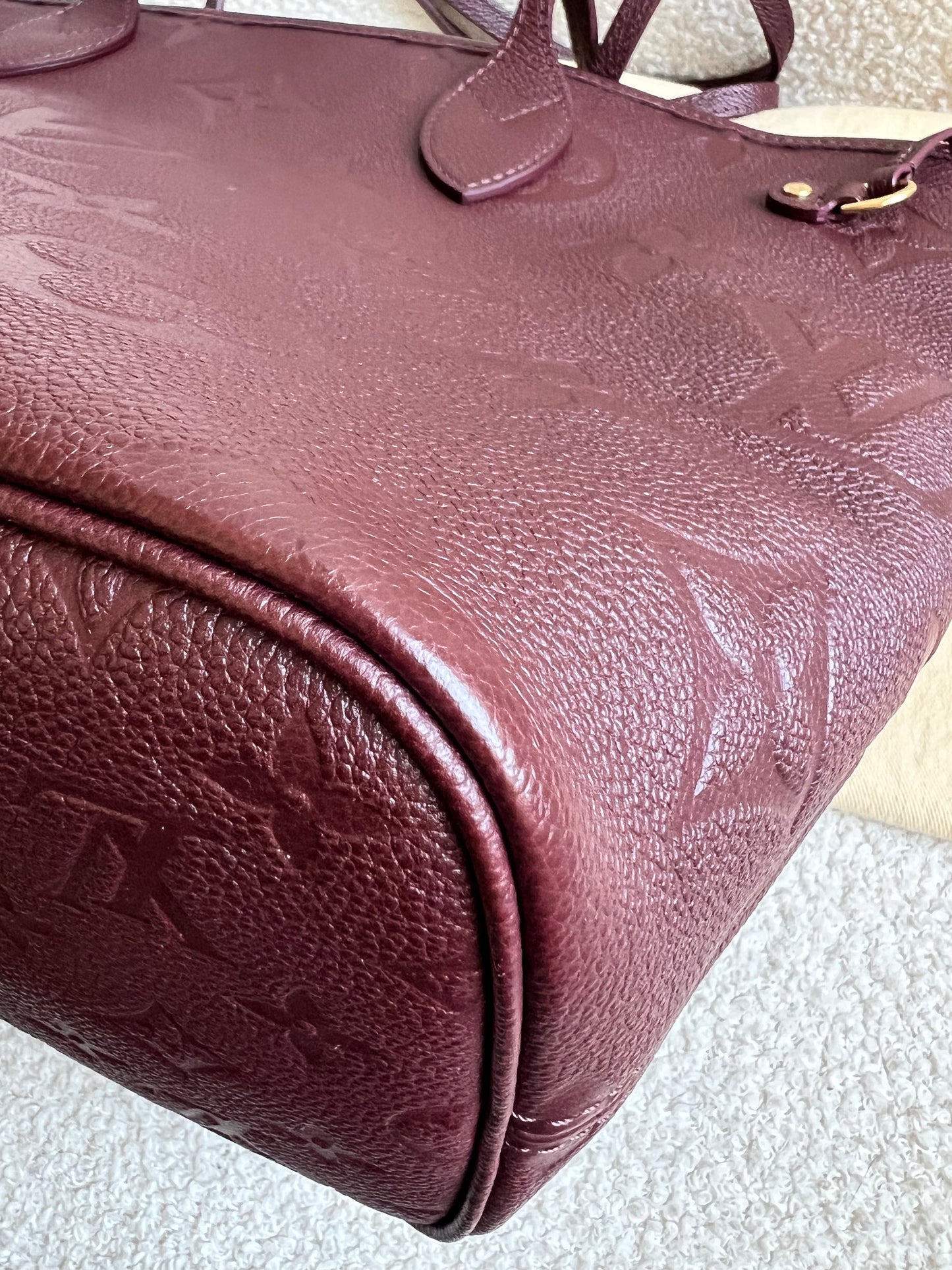 Louis Vuitton Neverfull MM Wine Empreinte (RRP £1,970)