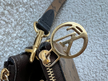 Louis Vuitton Giant Monogram Trio Pouch set