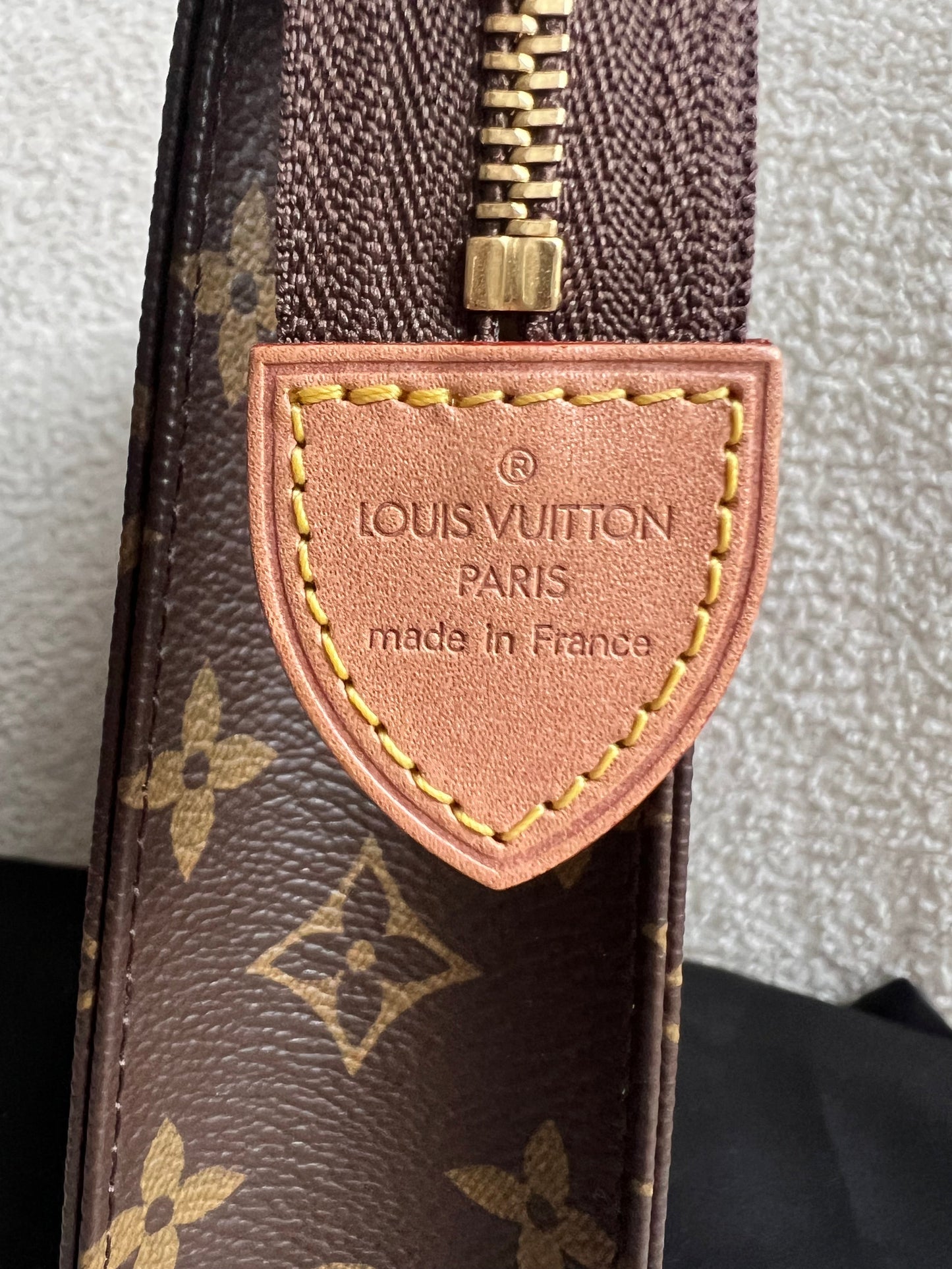 Louis Vuitton Toiletry Pouch 26 Monogram