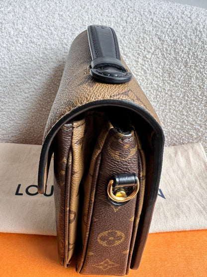 Louis Vuitton Pochette Metis Reverse Monogram (RRP £2,020)
