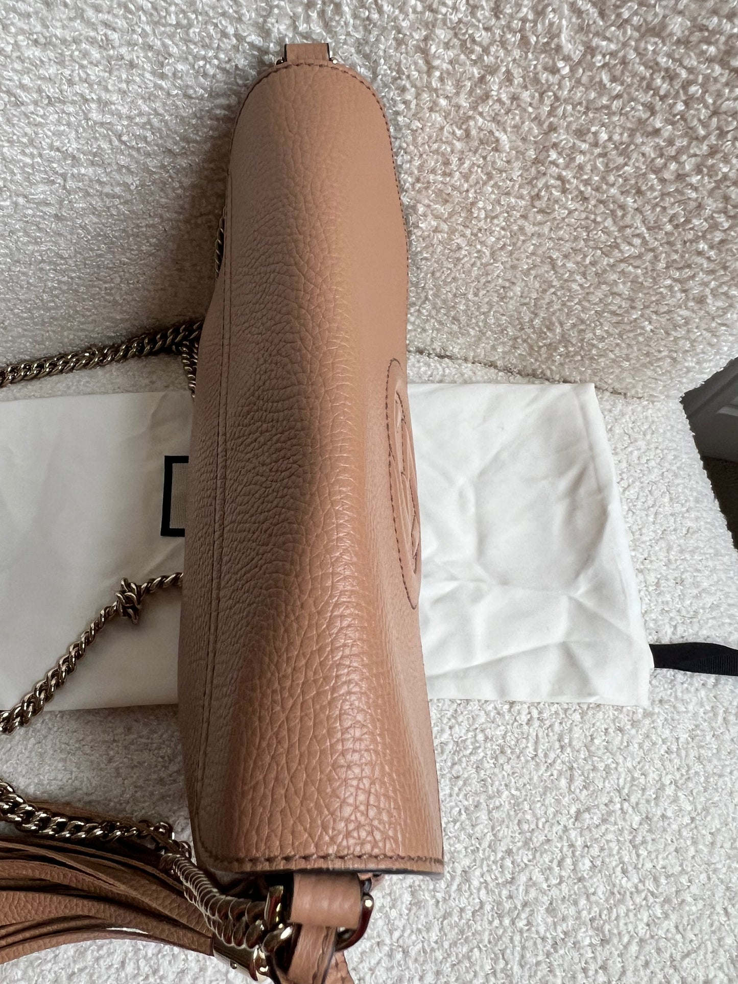 Gucci Beige Soho Chain Crossbody Flap Bag