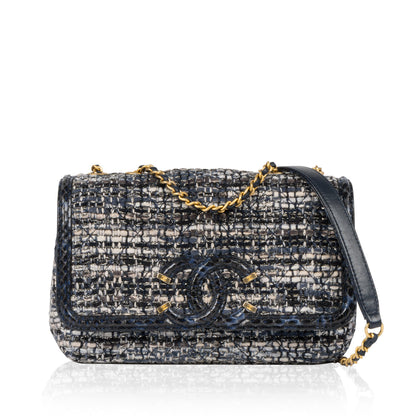 Chanel Tweed Gold Shoulder Bag Tweed