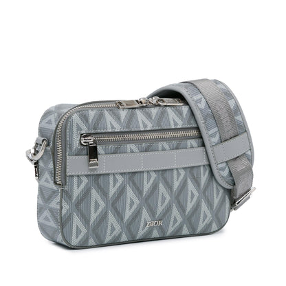 Dior CD Diamond Safari Bag with Strap (SHG-I8B75e)