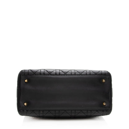 Dior Lambskin Dior Medium Tote (SHF-20903)