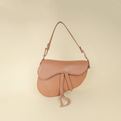 Christian Dior Rose Des Vents Ultramatte Saddle Medium Bag