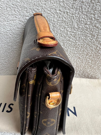 Louis Vuitton Pochette Metis Monogram (RRP £2,020)