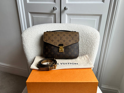 Louis Vuitton Pochette Metis Reverse Monogram (RRP £2,020)