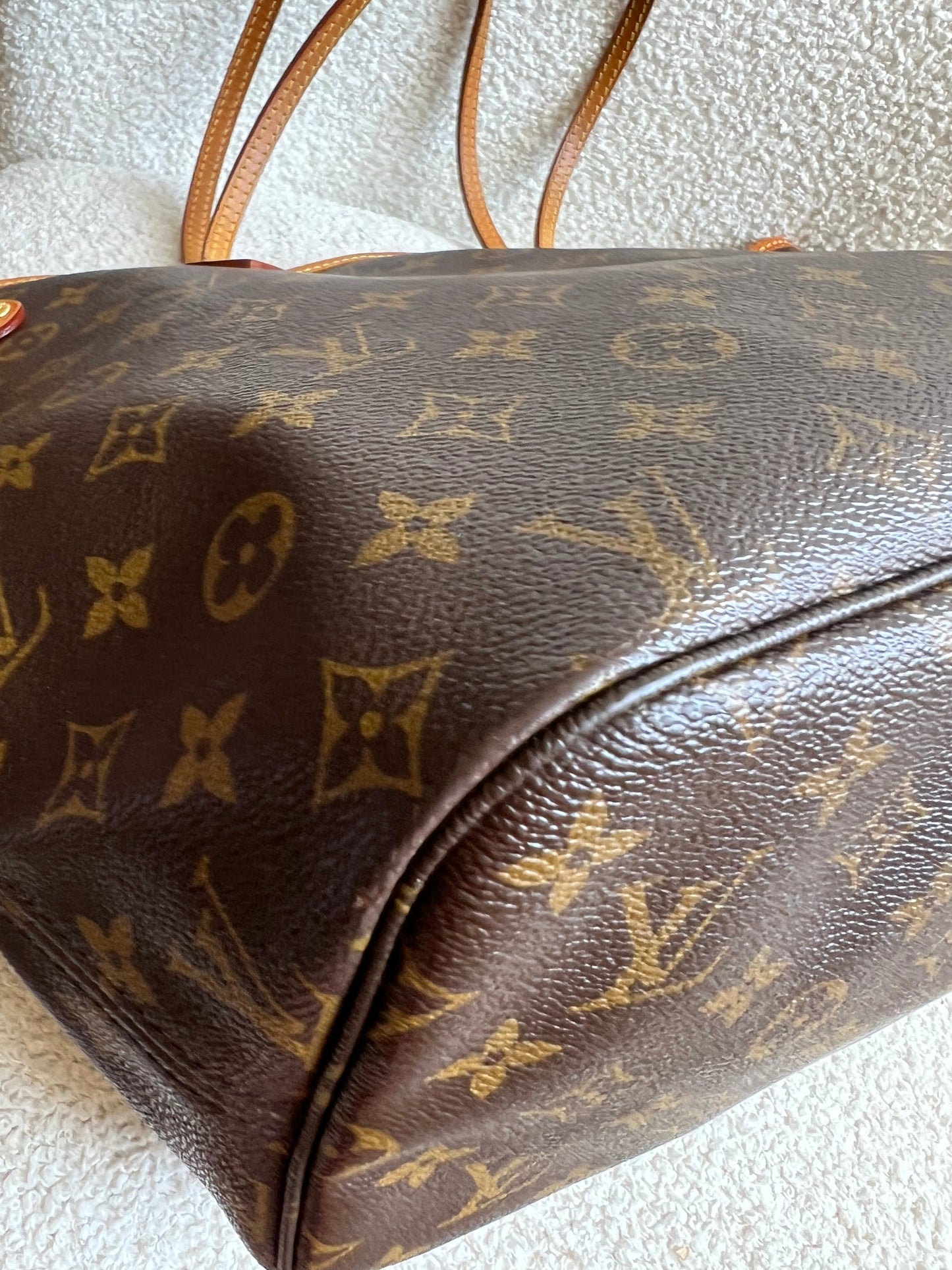 Louis Vuitton Neverfull MM Monogram Beige