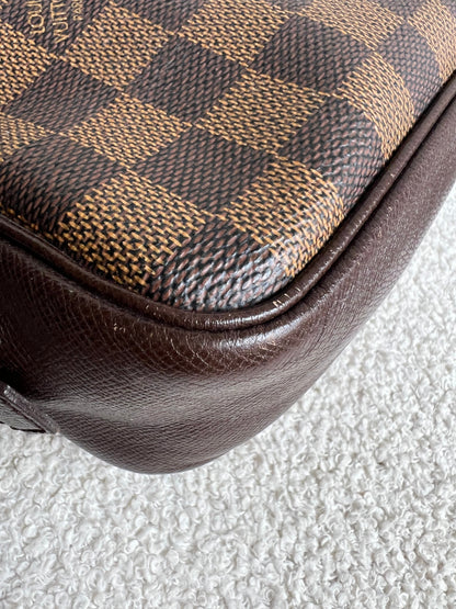 Louis Vuitton Damier Ebene Trousse Toilette