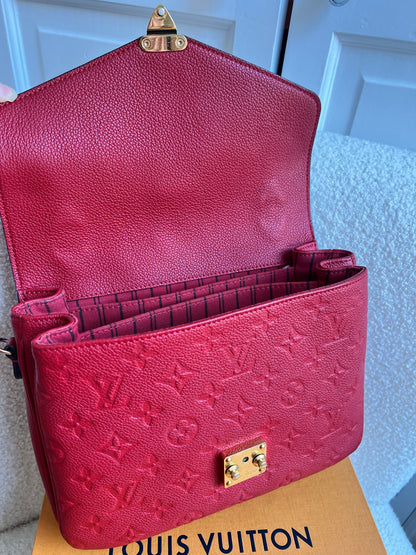 Louis Vuitton Pochette Metis Red Empreinte (RRP £2,130)