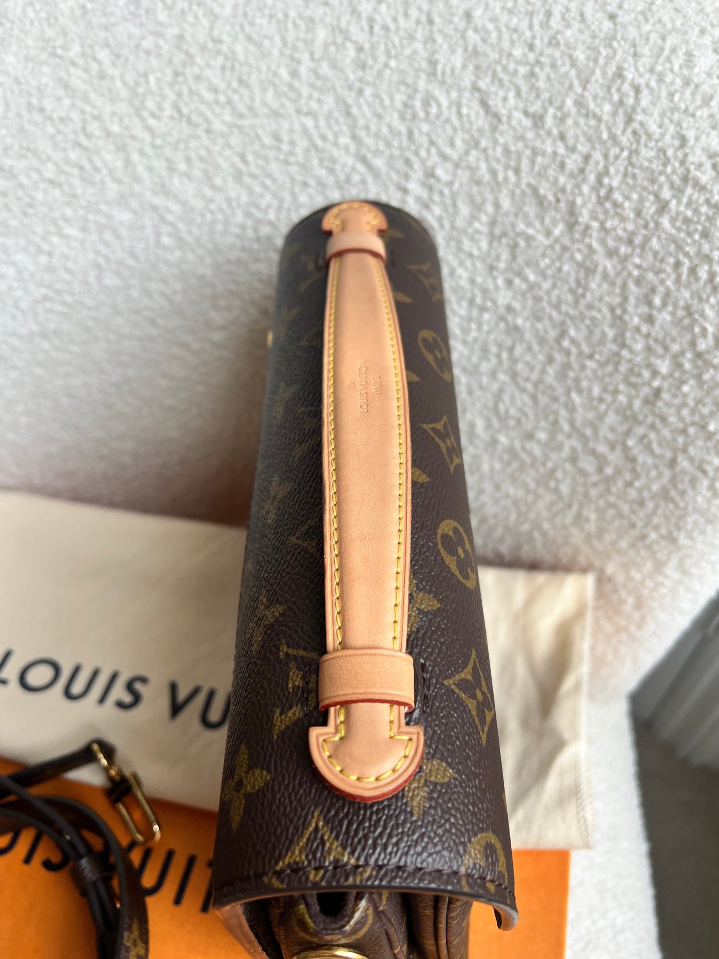Louis Vuitton Pochette Metis Monogram (RRP £2,020)