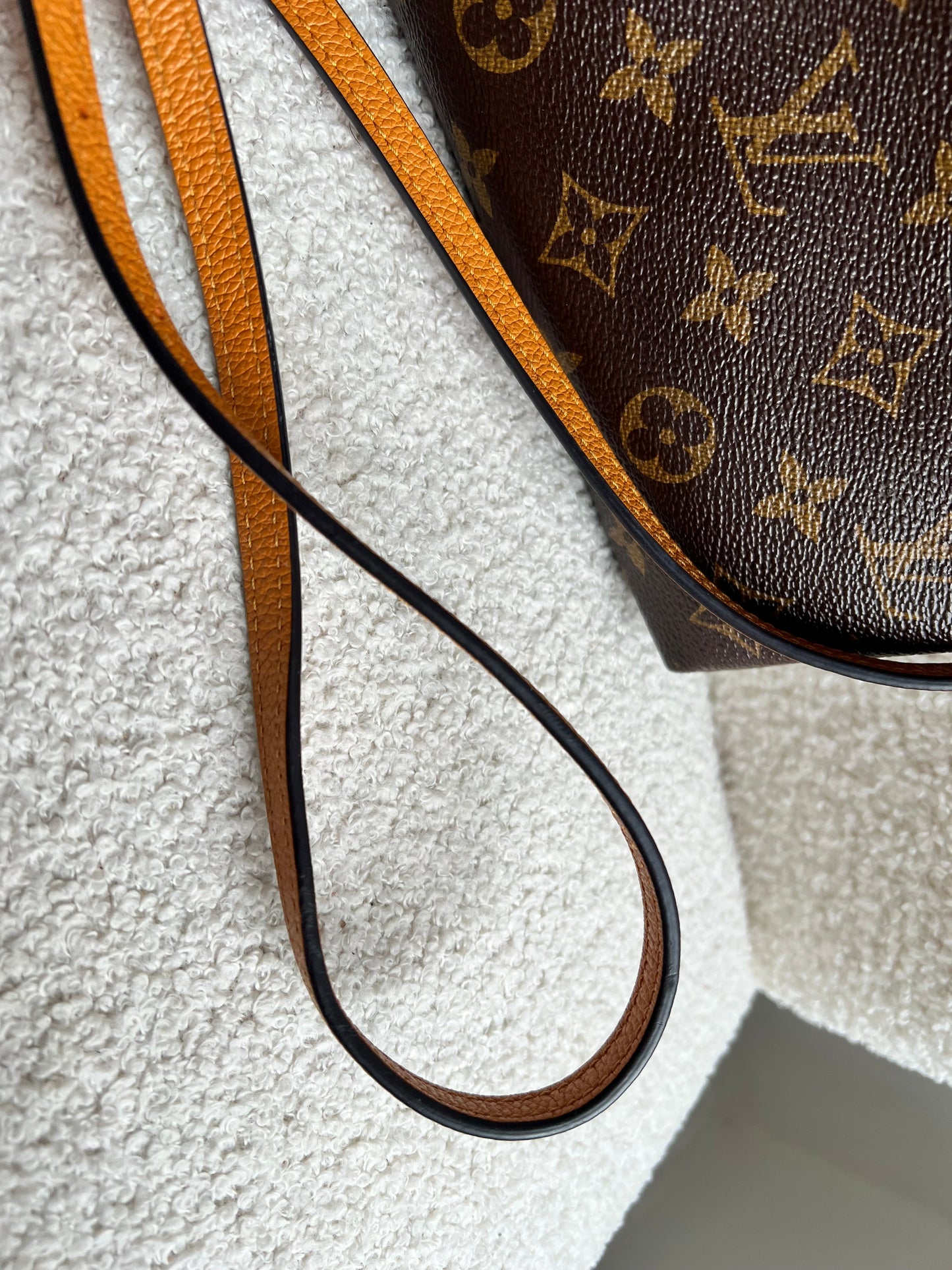 Louis Vuitton Monogram Safran Pallas Pochette