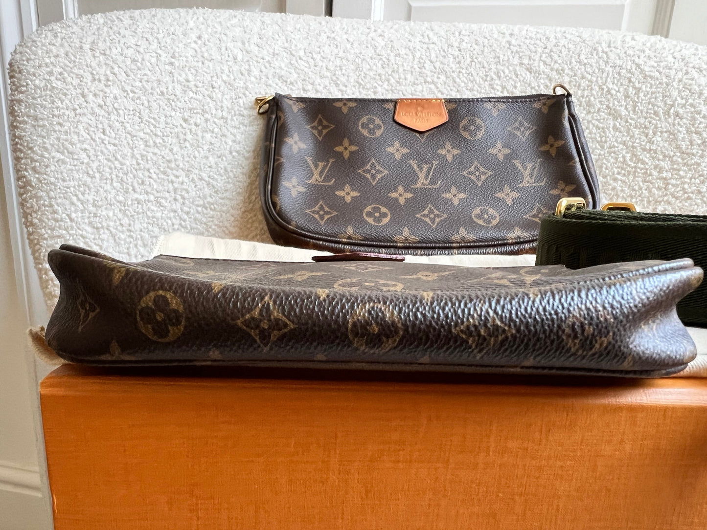 Louis Vuitton Multi Pochette Accessoires Khaki (RRP £2030)