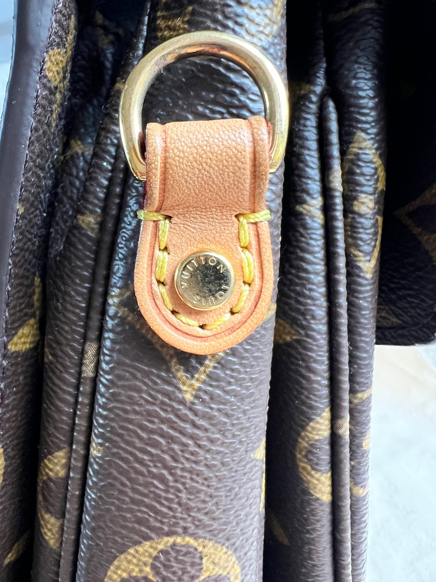 Louis Vuitton Pochette Metis Monogram (RRP £2,020)
