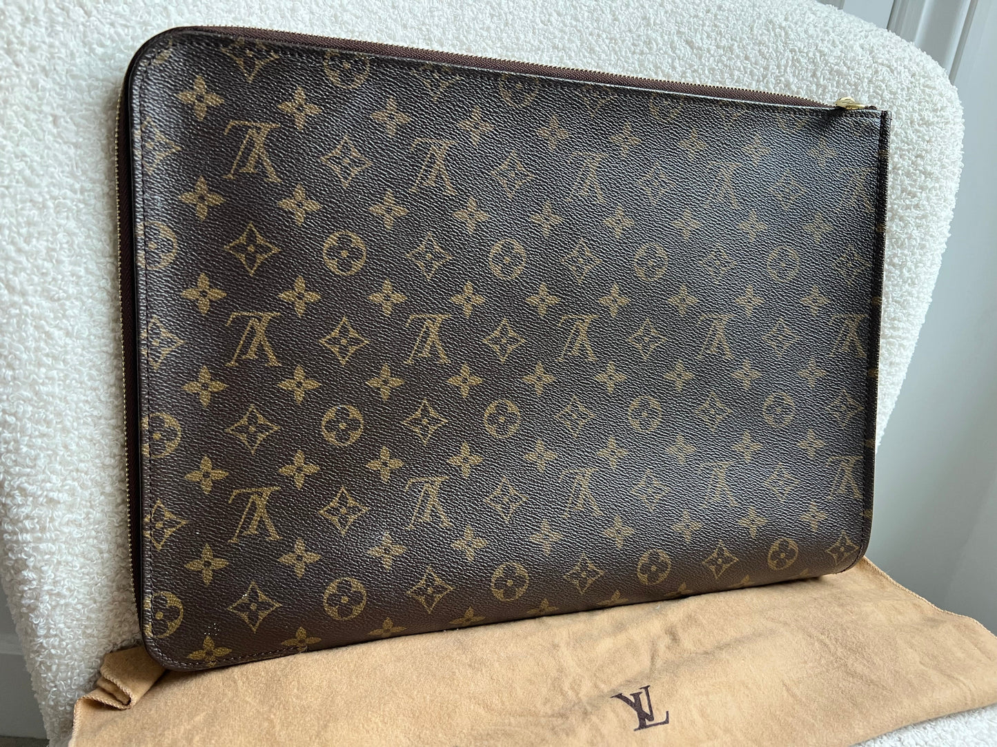 Louis Vuitton Monogram Poch Documents Portfolio Case 39