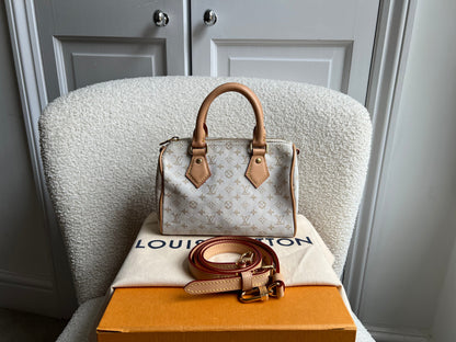 Louis Vuitton Speedy Bandouliere 20 Mastic Cream (£2420)