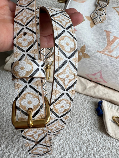 Louis Vuitton Speedy 25 Bandouliere By The Pool 2.0 Giant Monogram (RRP £2030)