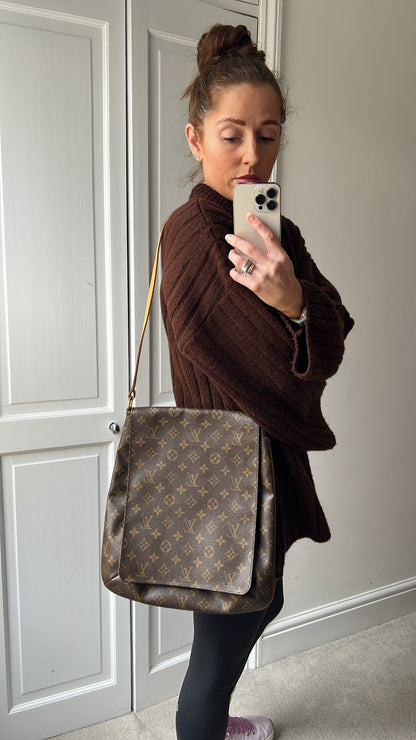 Louis Vuitton Musette Salsa GM