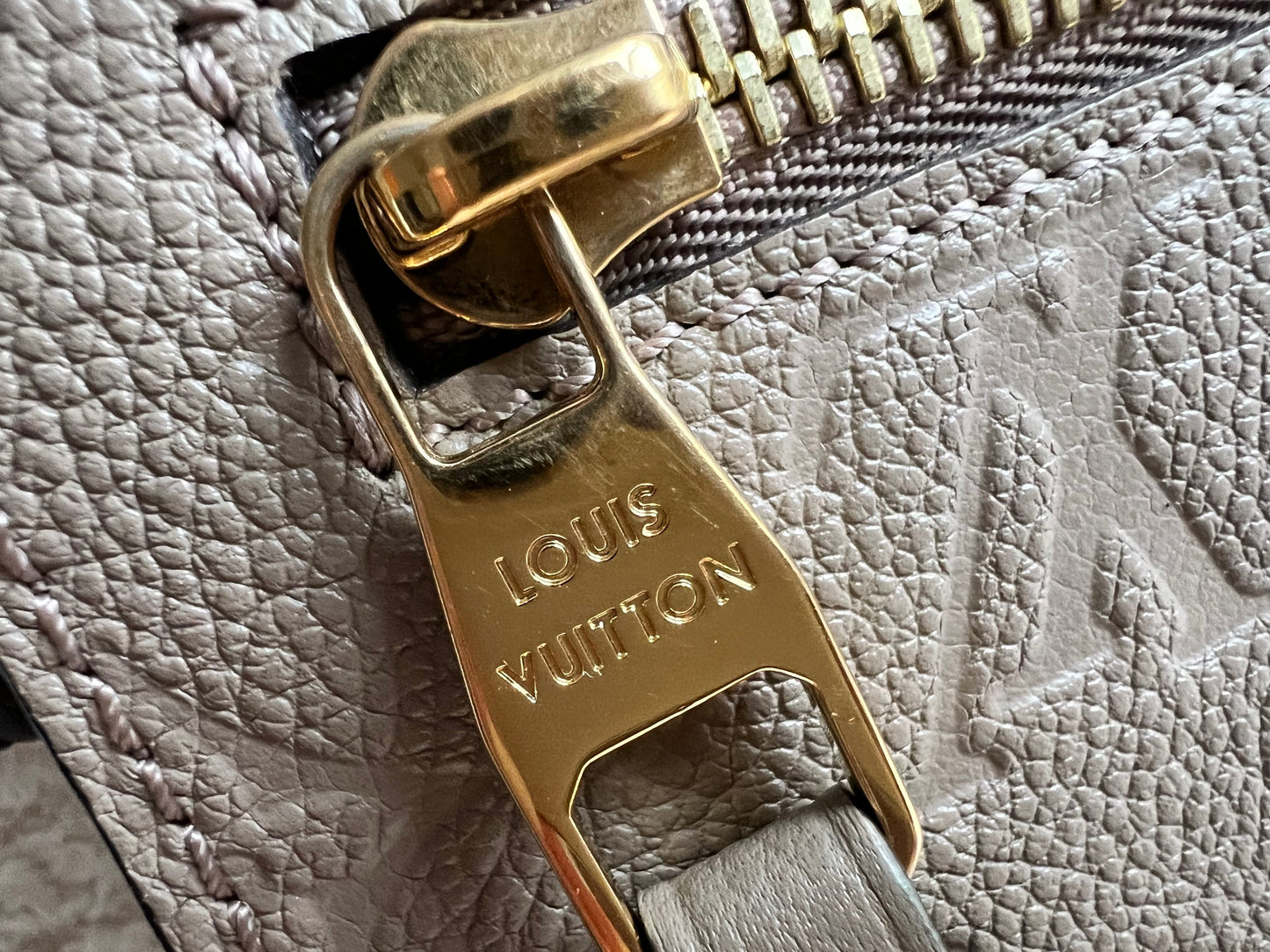Louis Vuitton Pochette Metis Empreinte (RRP £2,130)