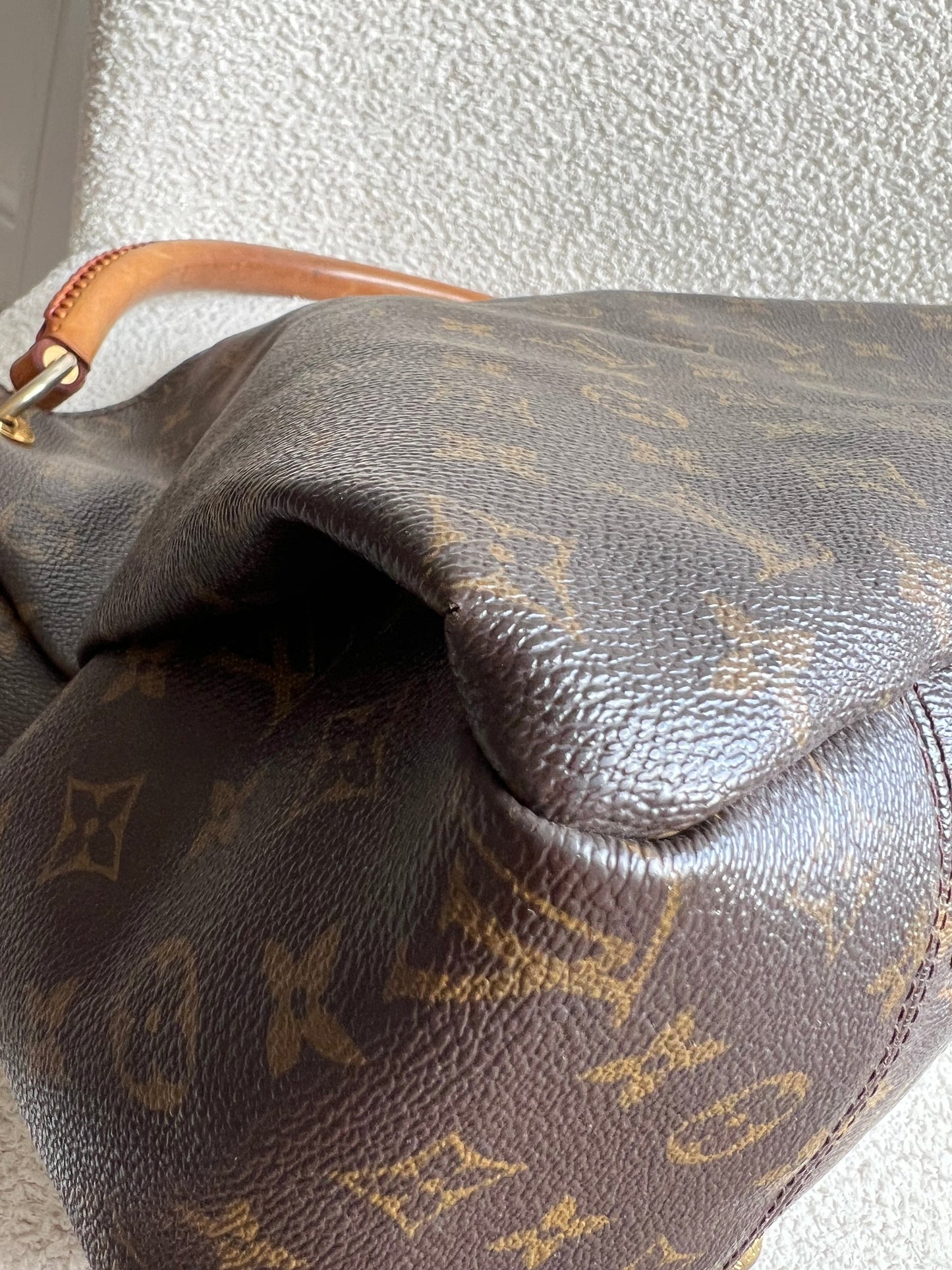 Louis Vuitton Artsy MM Monogram (RRP £1,940)