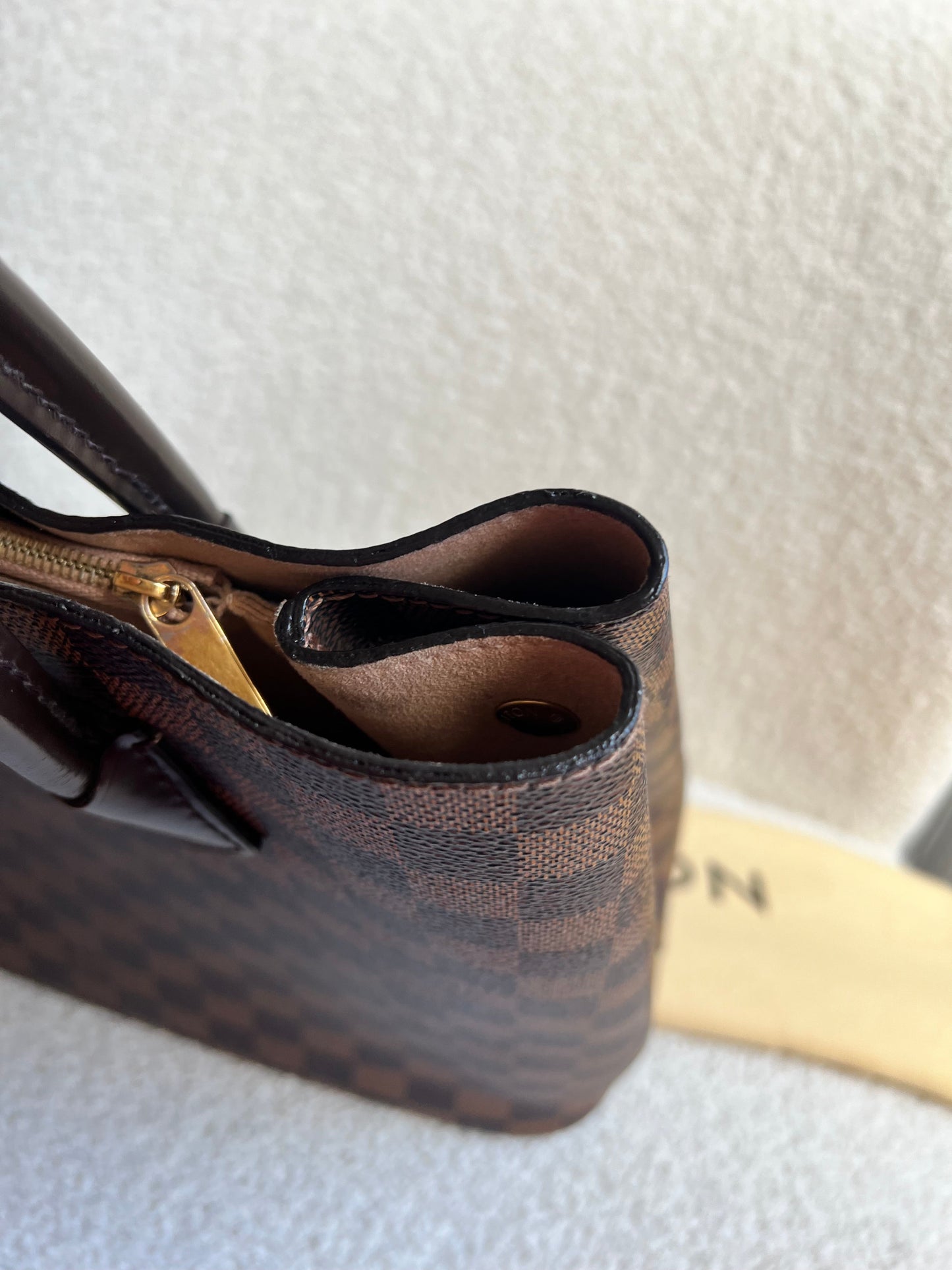 Louis Vuitton Kensington Tote Damier Ebene