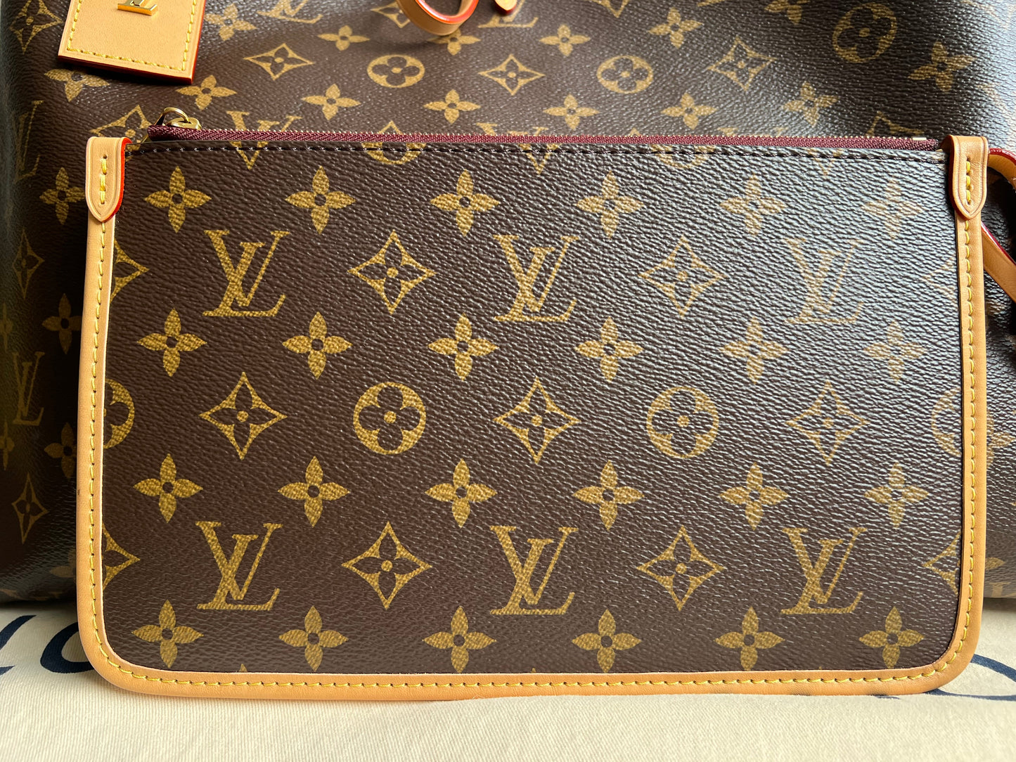 Louis Vuitton Carryall MM Monogram Canvas (RRP £2370)