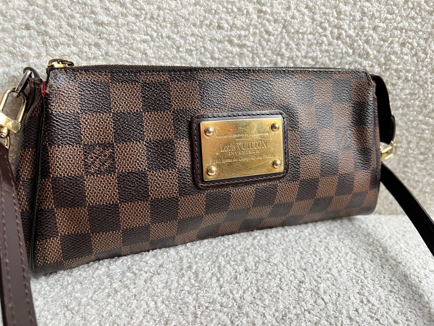 Louis Vuitton Eva Clutch Damier Ebene