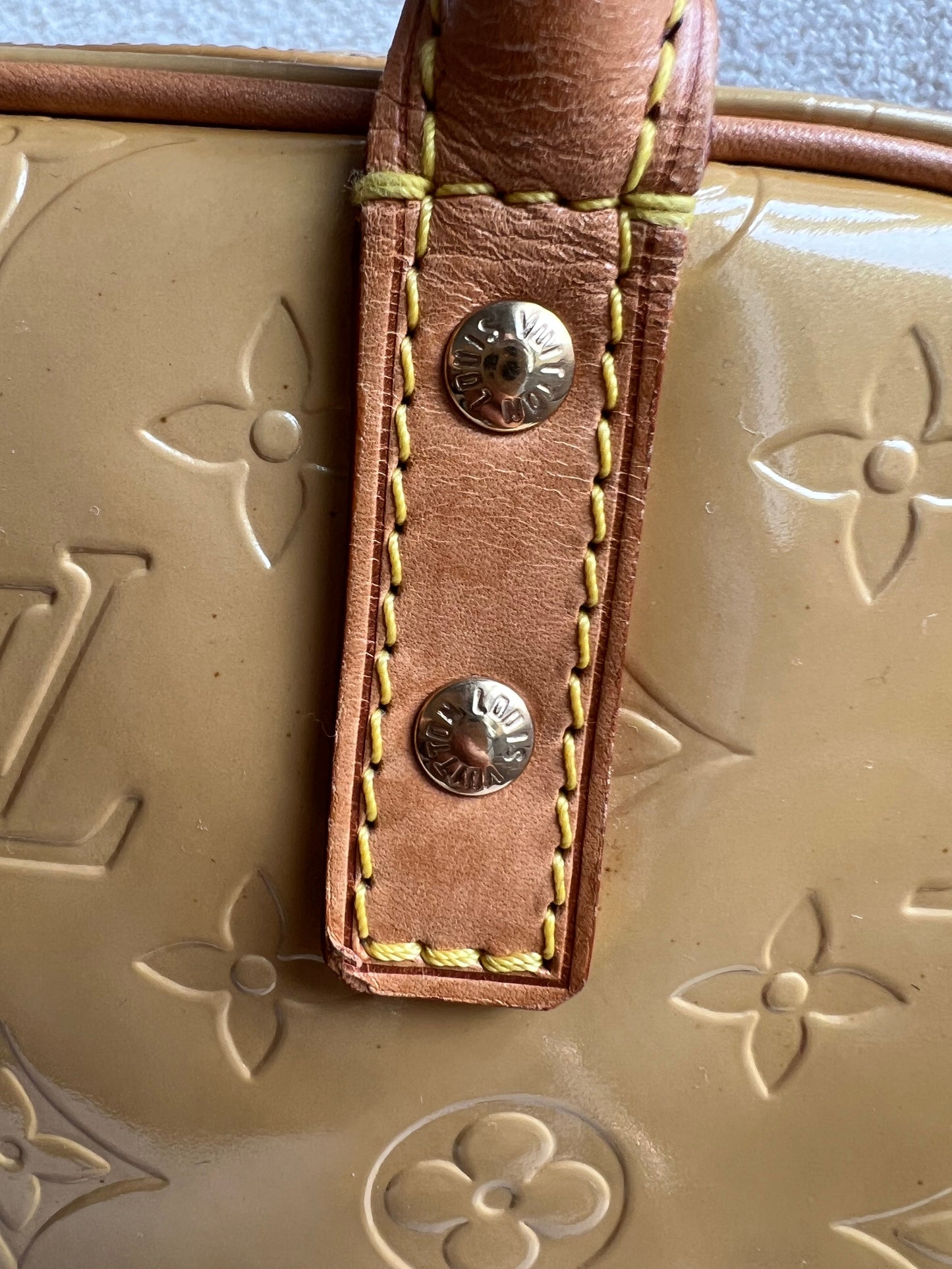 Louis Vuitton Tompkins Square Bag Pearl Monogram Vernis