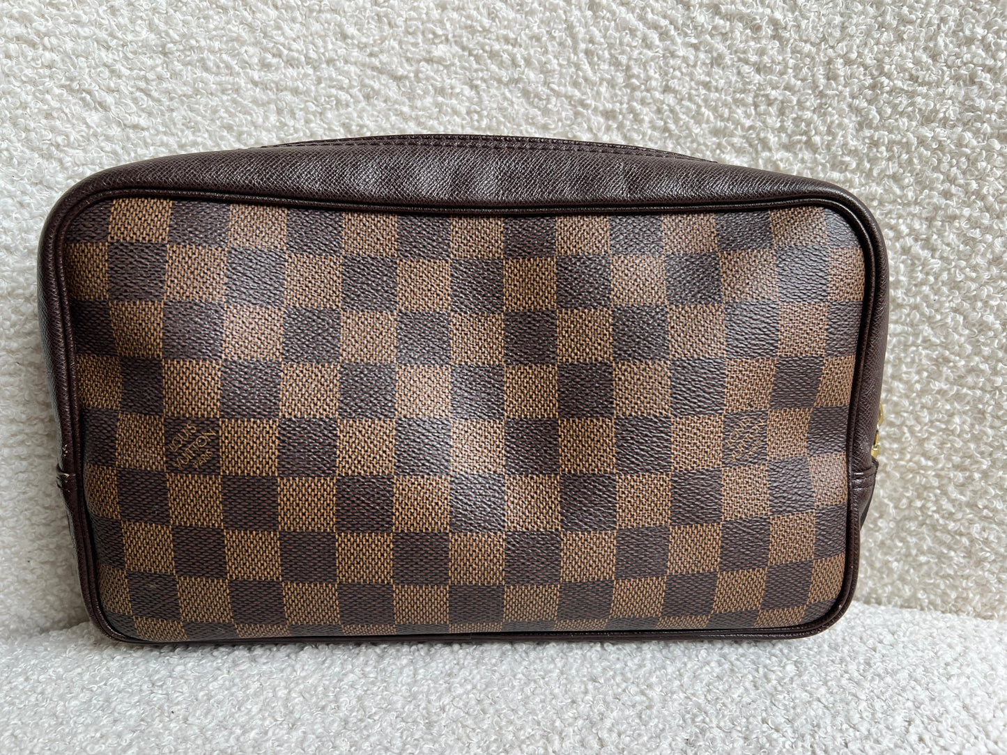 Louis Vuitton Damier Ebene Trousse Toilette