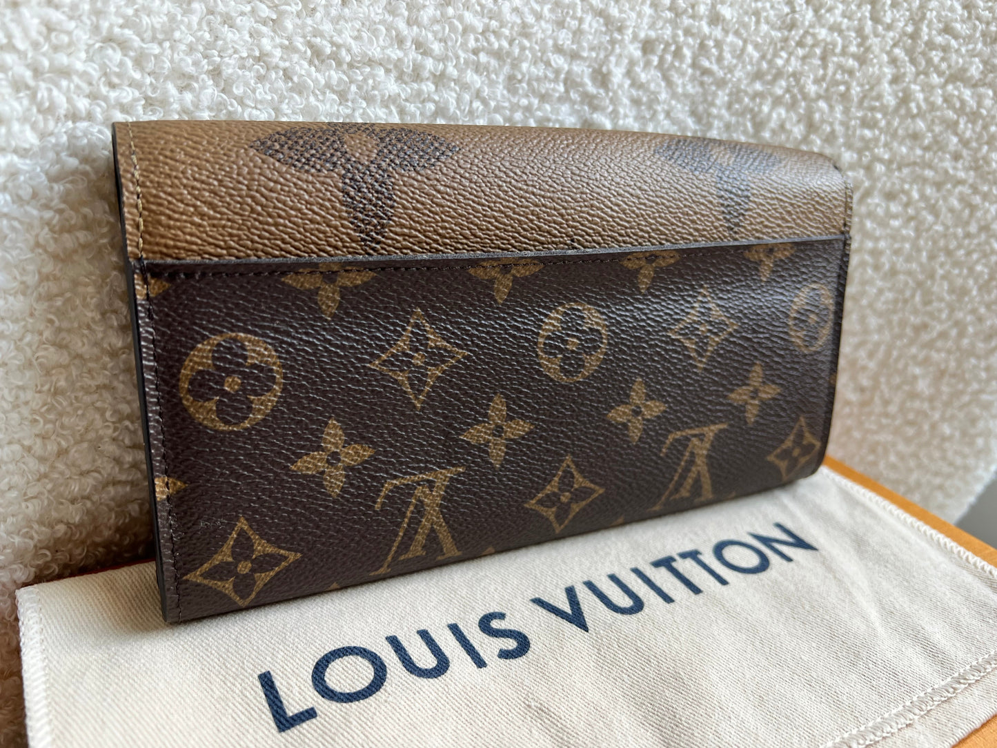 Louis Vuitton Sarah Wallet in reverse Monogram and Brown (RRP £550)