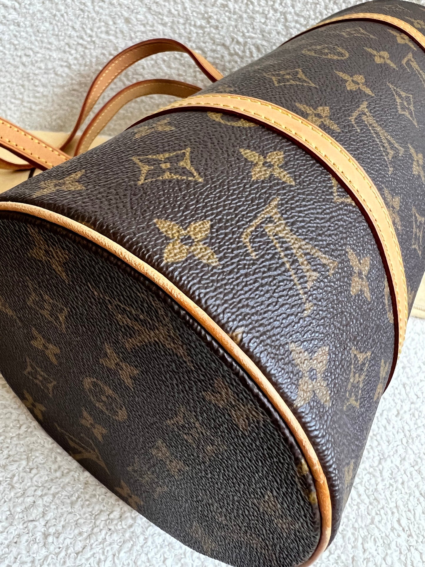Louis Vuitton Papillon 30 Monogram