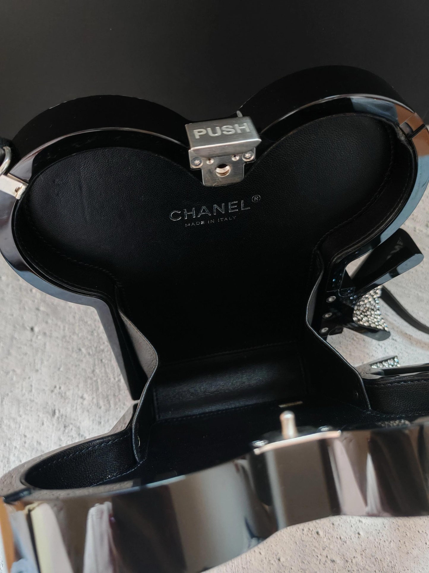 Chanel Luxury Leather Clutch Style 3