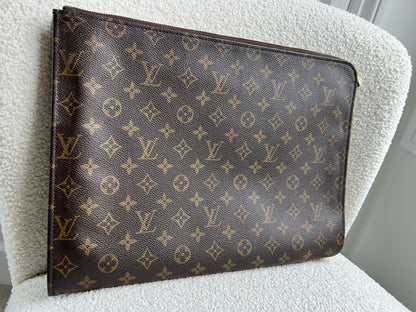 Louis Vuitton Monogram Poch Documents Portfolio Case 39