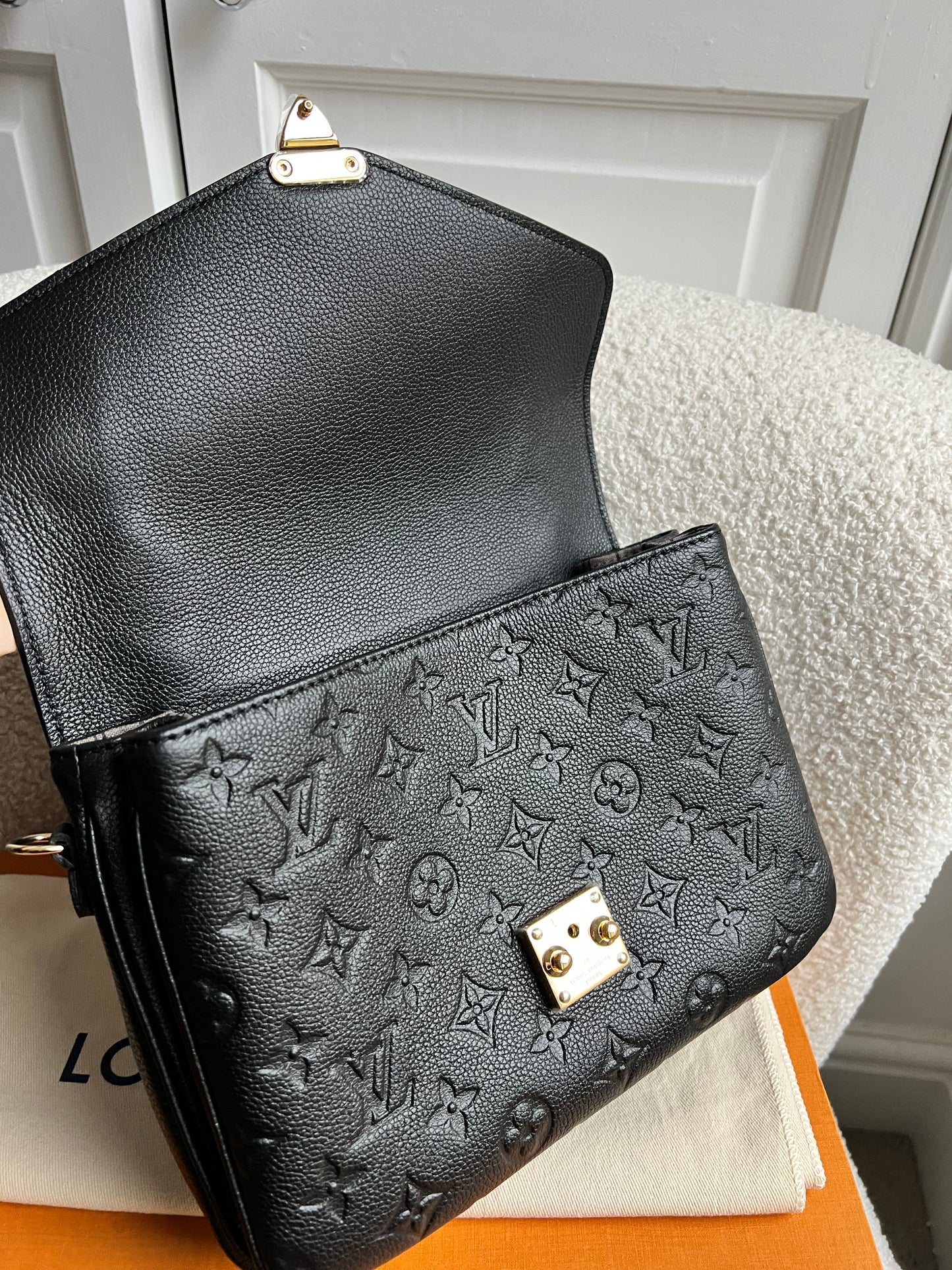 Louis Vuitton Pochette Metis Black Empreinte (RRP £2,200)