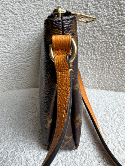 Louis Vuitton Monogram Safran Pallas Pochette