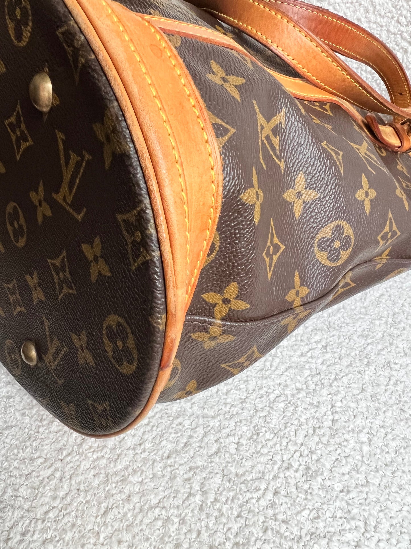 Louis Vuitton Monogram Bucket Bag GM