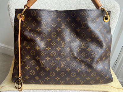 Louis Vuitton Artsy MM Monogram (RRP £1,940)