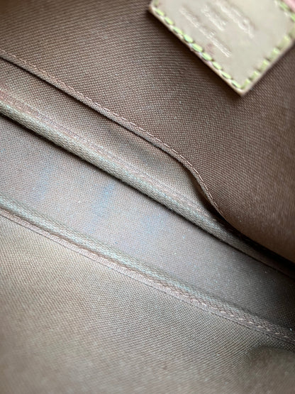 Louis Vuitton Pochette Monogram