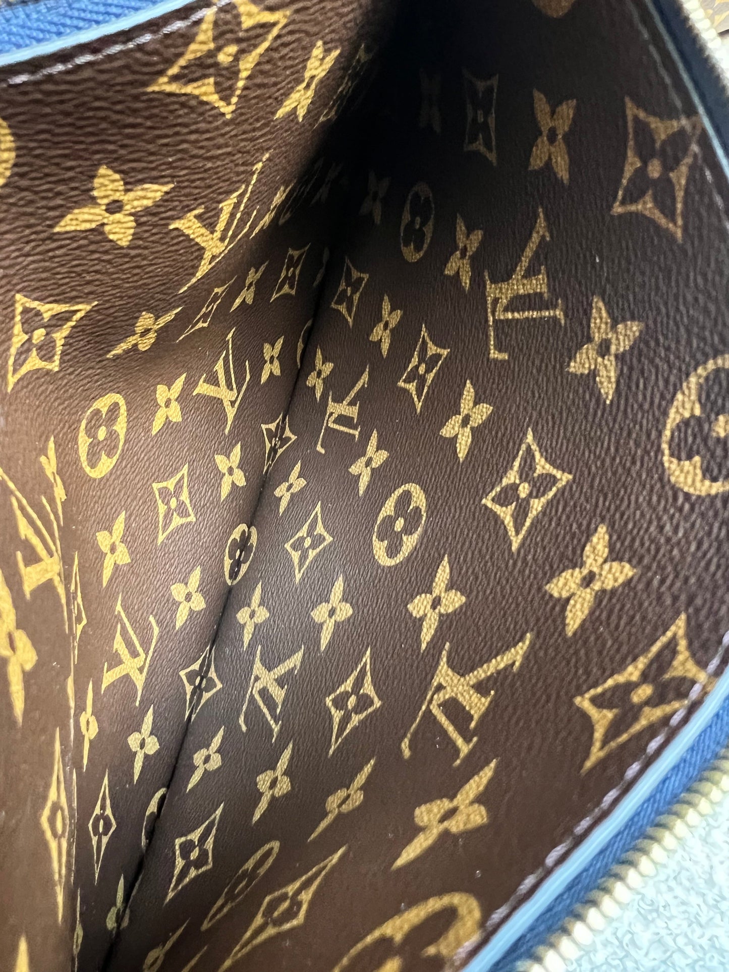 Louis Vuitton Neverfull MM Inside Out (RRP £2,280)