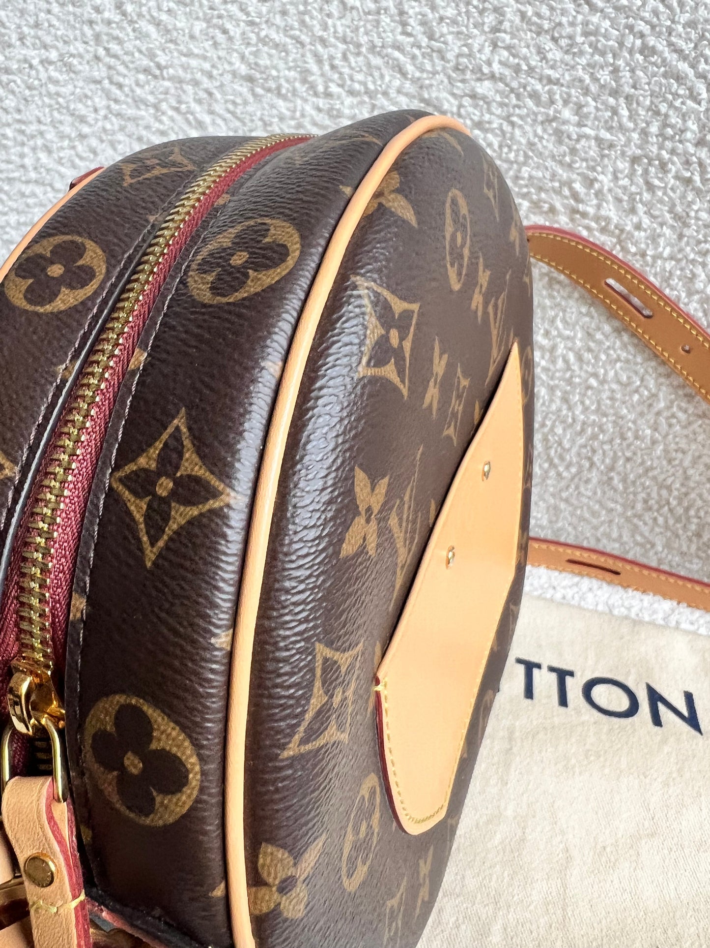 Louis Vuitton Boite Chapeau Souple MM (RRP £2320)