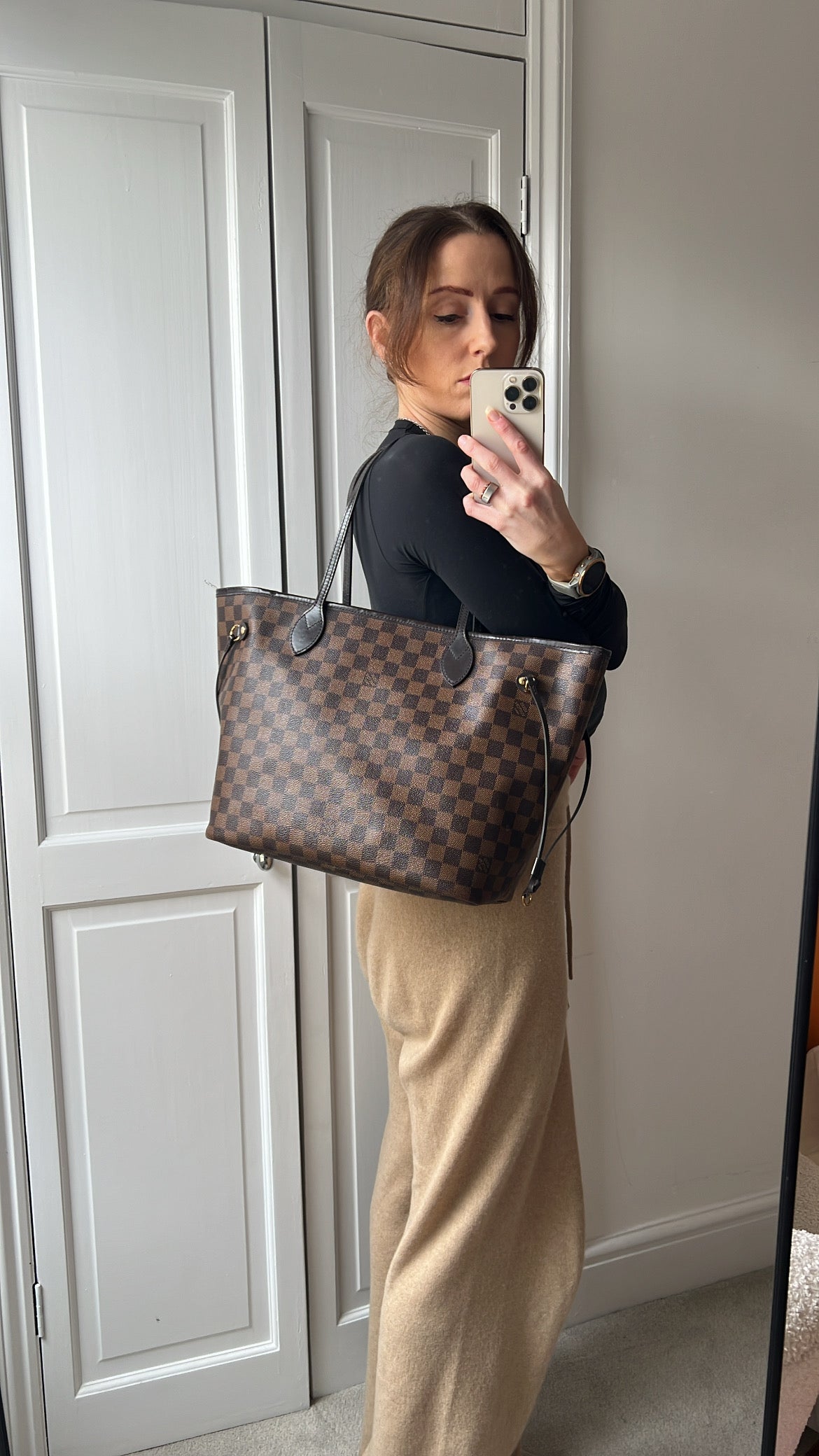 Louis Vuitton Neverfull MM Damier Ebene Cherry Interior (RRP £1,430)