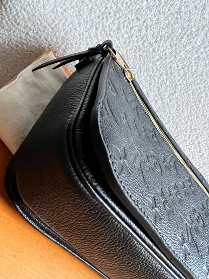 Louis Vuitton Pochette Metis Black Empreinte (RRP £2,200)
